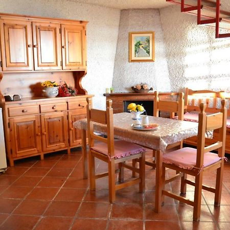 'La Torre Di Adele' Apartment Pianillo Bagian luar foto
