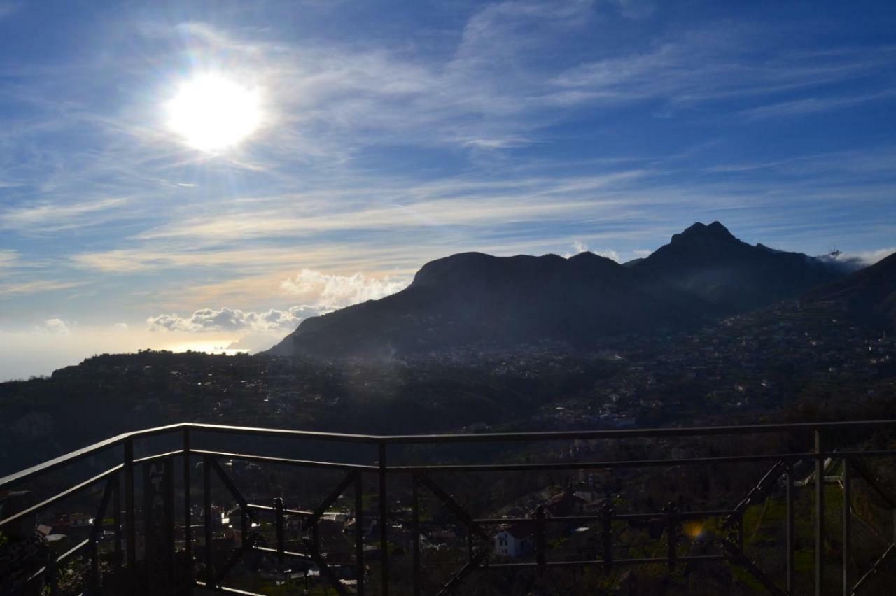'La Torre Di Adele' Apartment Pianillo Bagian luar foto